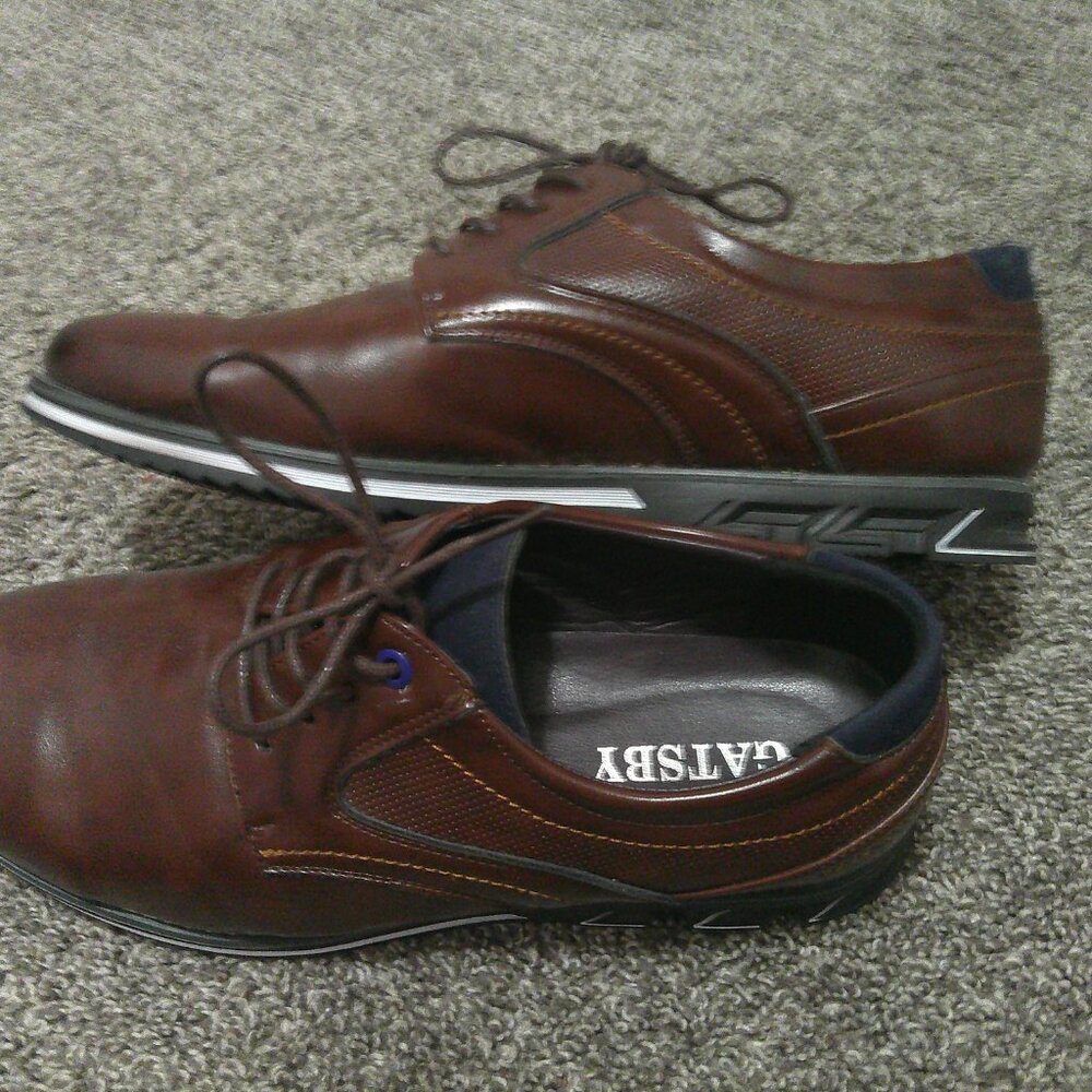 Men's dress shoes